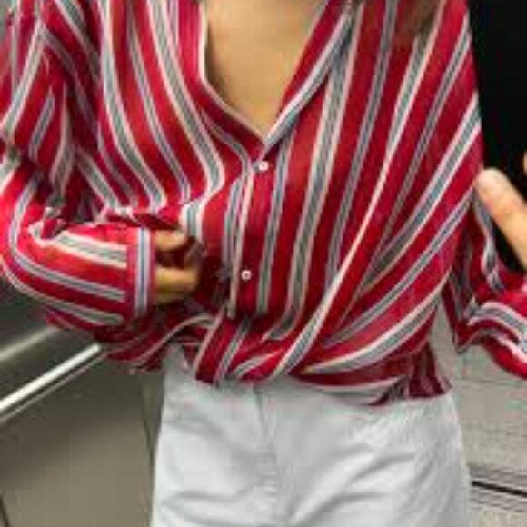 Zara Chiffon Top - Picture 2 of 2